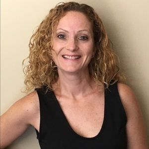 Meet your Posher, Yolanda