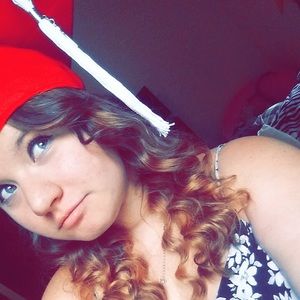 Meet your Posher, Brooke