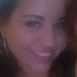 Meet your Posher, Desiree