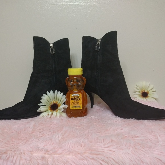 Sergio Rossi Black Suede Boots. Fun & Flirty HP  - Picture 6 of 8