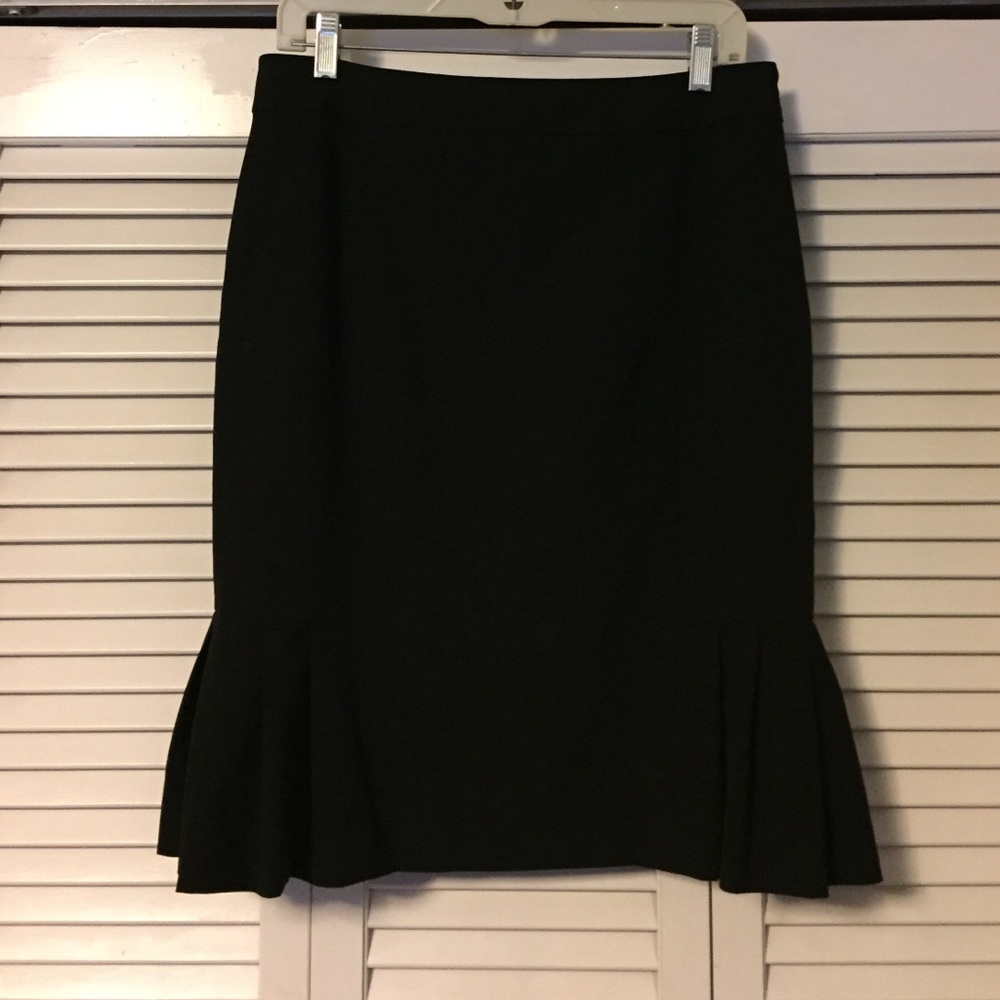 Semantics professional black lined skirt, size 10