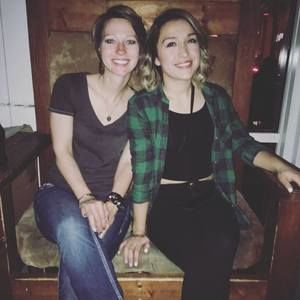 Meet your Posher, Leslie