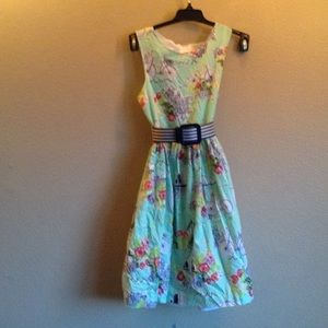 A kids dress size 12 with belt. Euc