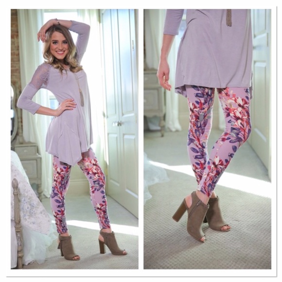 Spring Lilac Floral Legging OS - Picture 2 of 4
