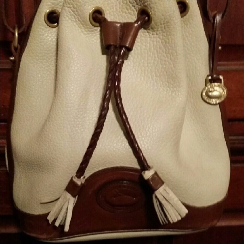 Dooney & Bourke purse