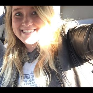 Meet your Posher, Kaitlyn