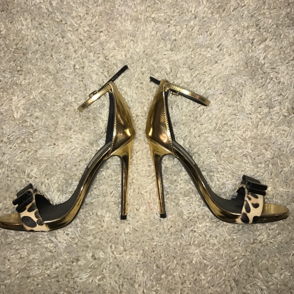 Steve Madden gold heals !Sale!