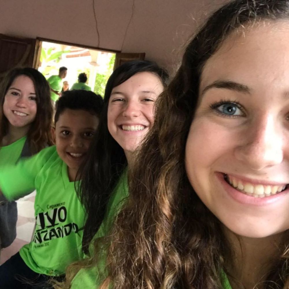 Meet your Posher, Alison