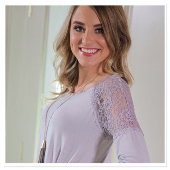 LAST ONE! Lilac and Lace Tunic - Picture 3 of 3