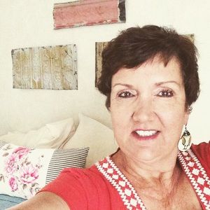 Meet your Posher, Gina