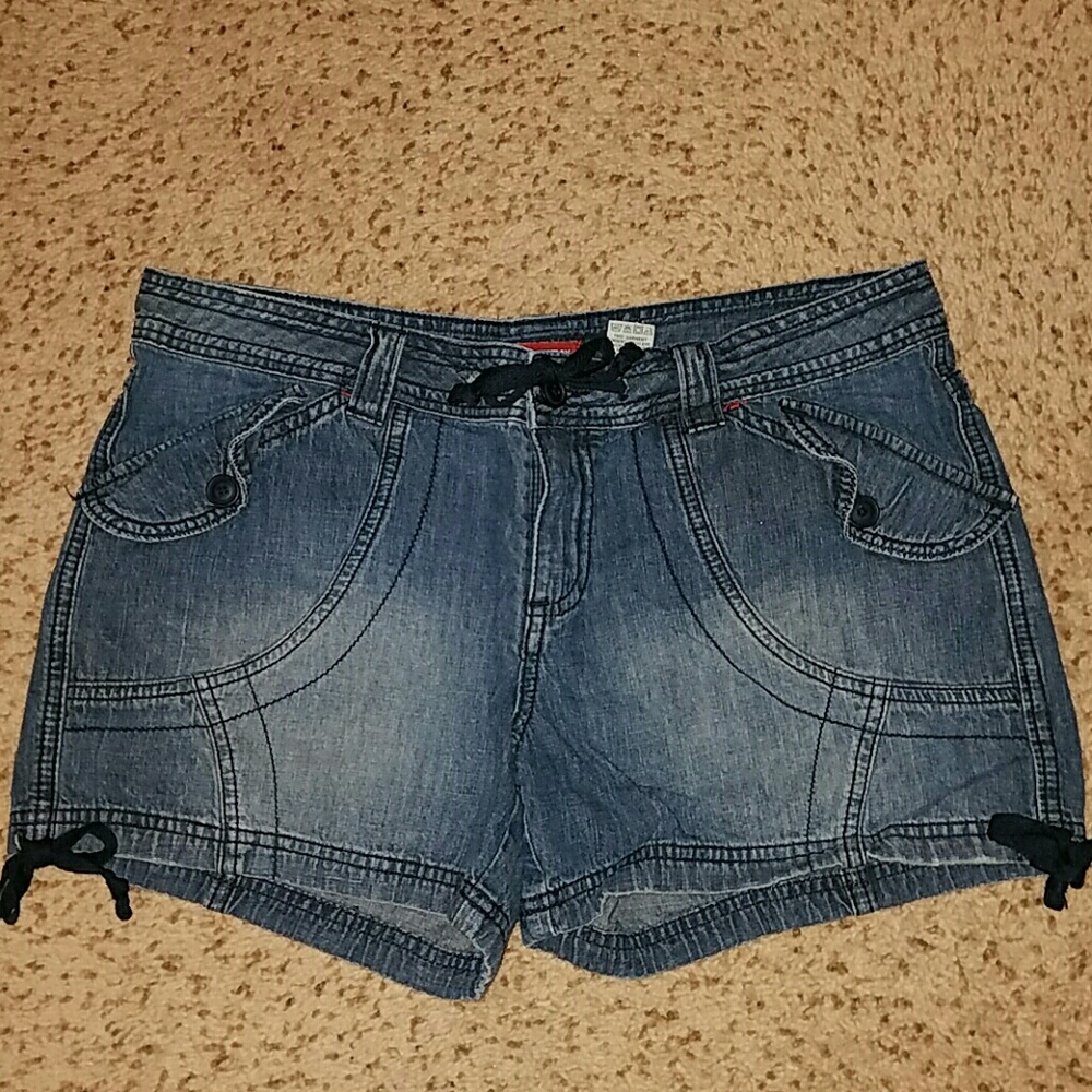 Junior's denim shorts size 11