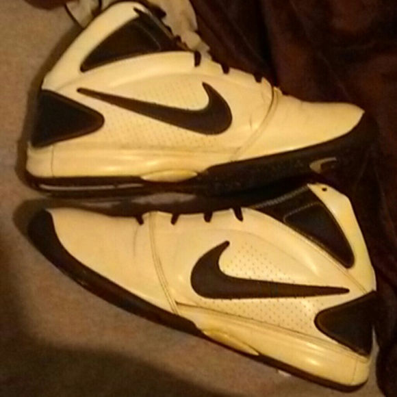 Nike - Picture 1 of 3