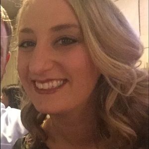 Meet your Posher, Hannah