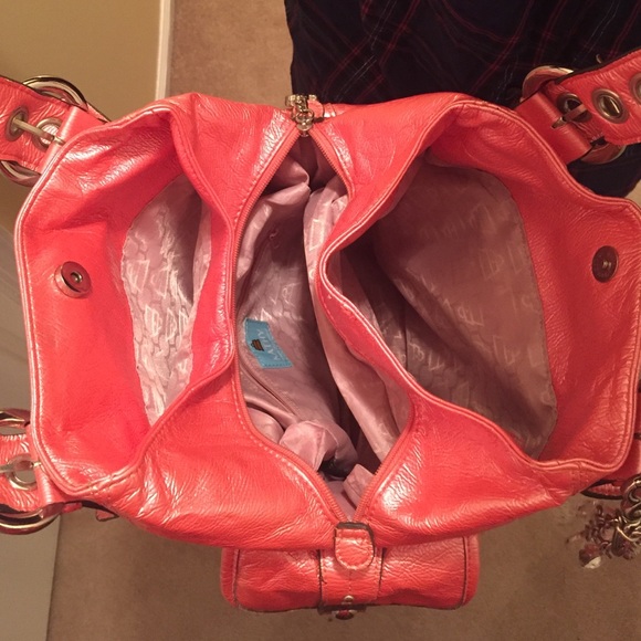 Kathy Van Zeeland Large purse - Picture 4 of 4