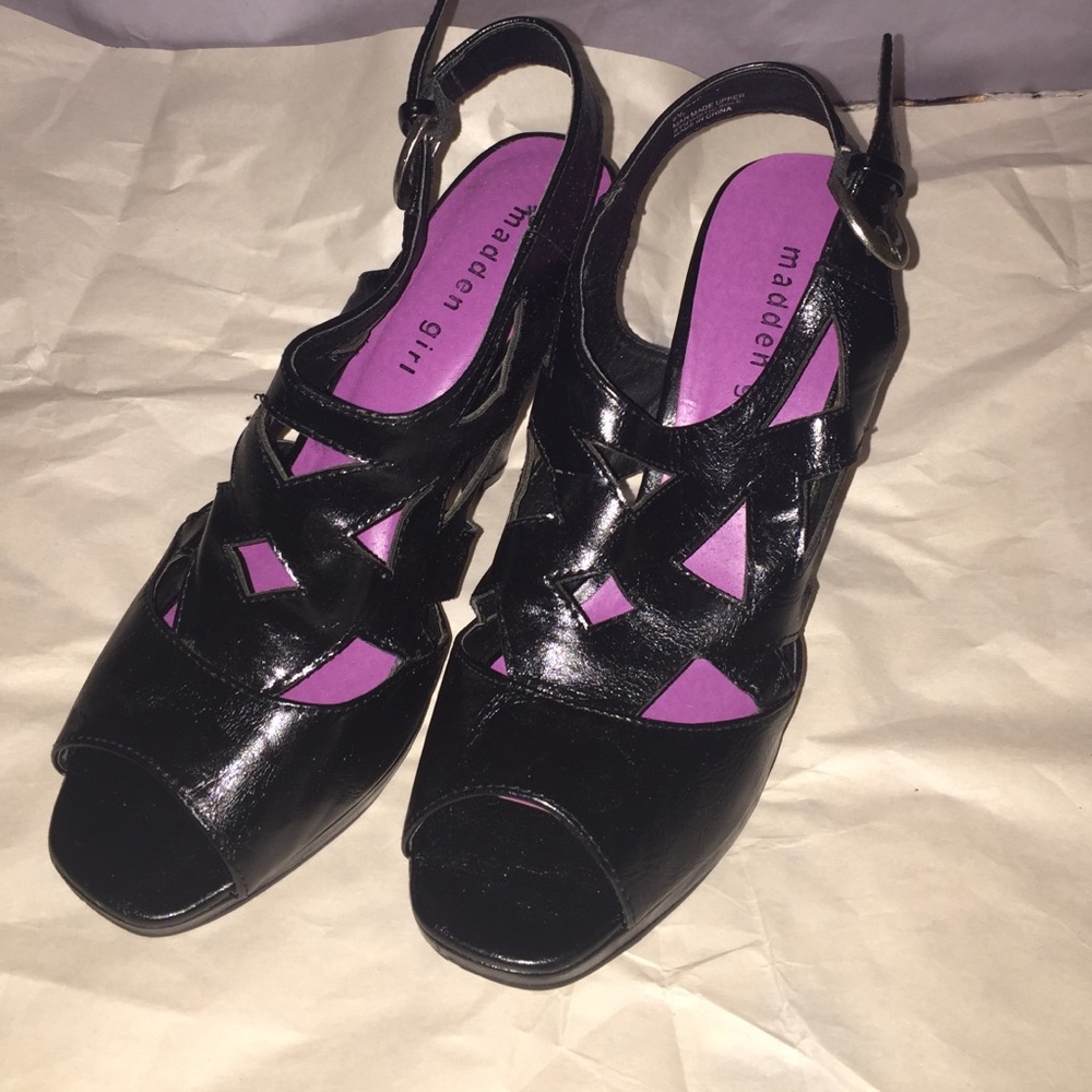 Cutout heels