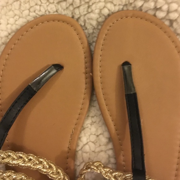 Sandals size 7 - Picture 3 of 3