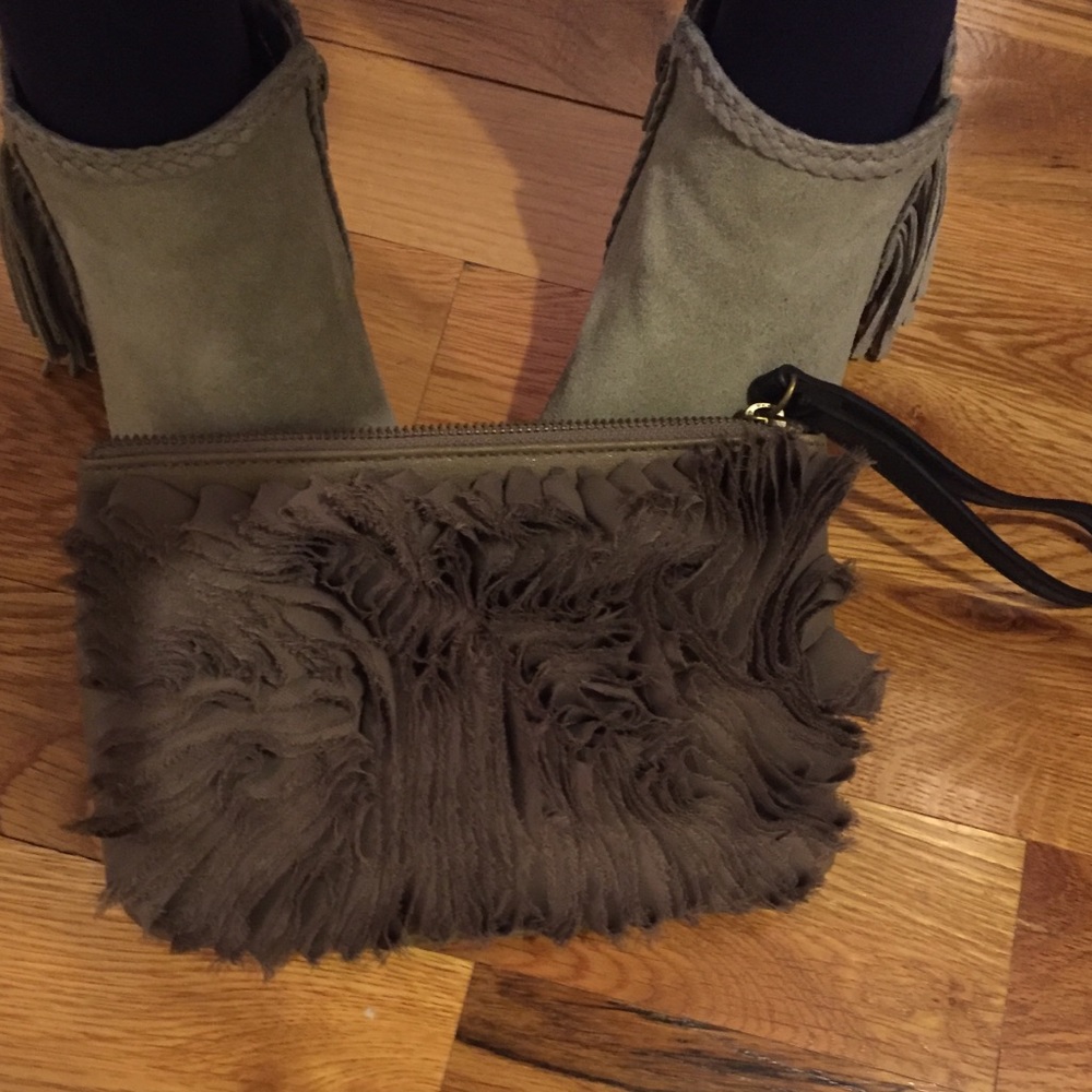 Vera Wang mini clutch with fun fabric flare!