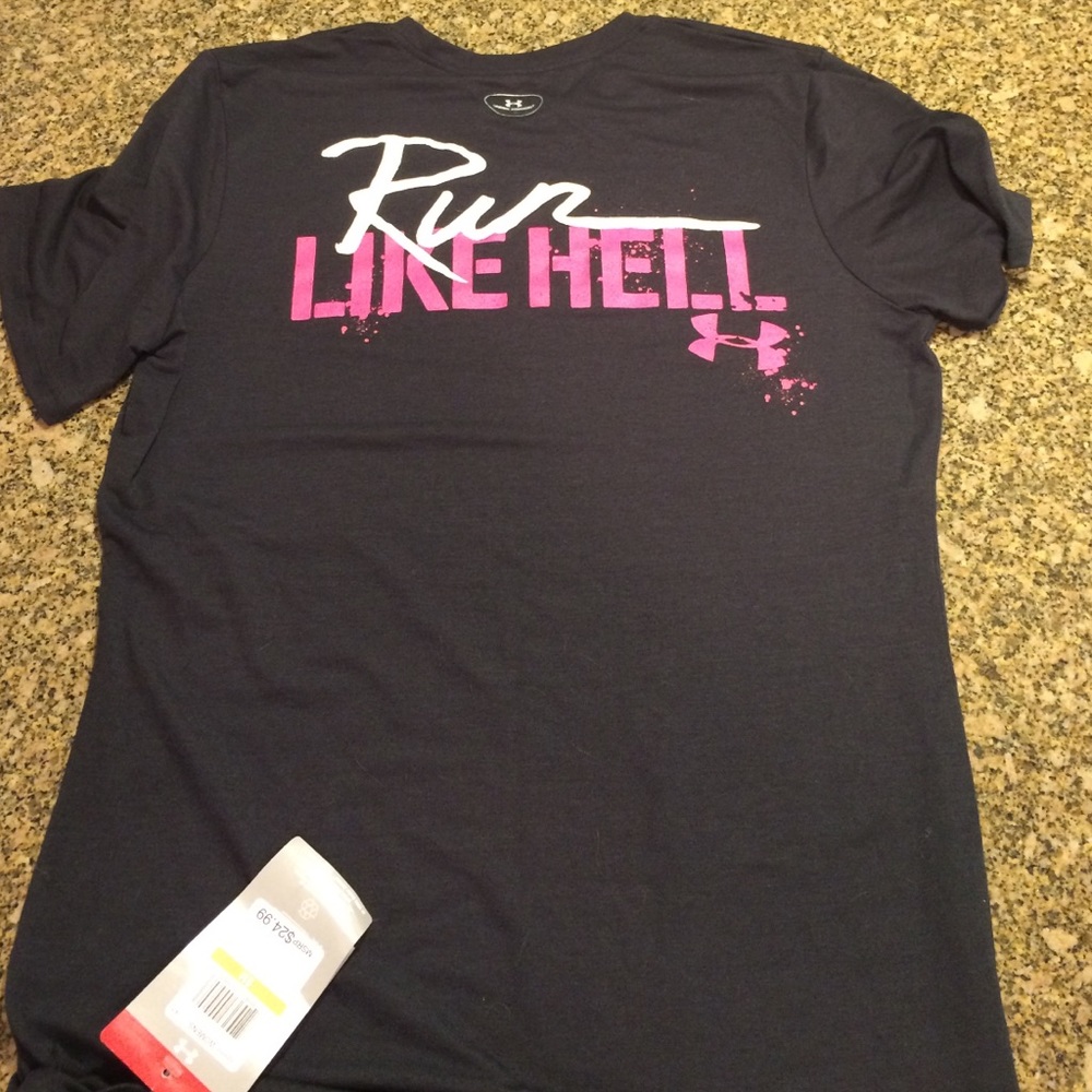 NWT Under Armour Ladies Tee
