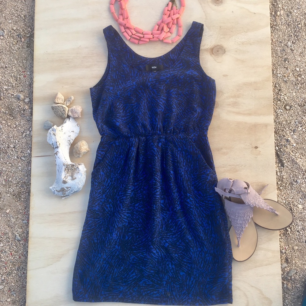 Cobalt blue and black print sleeveless dress;)