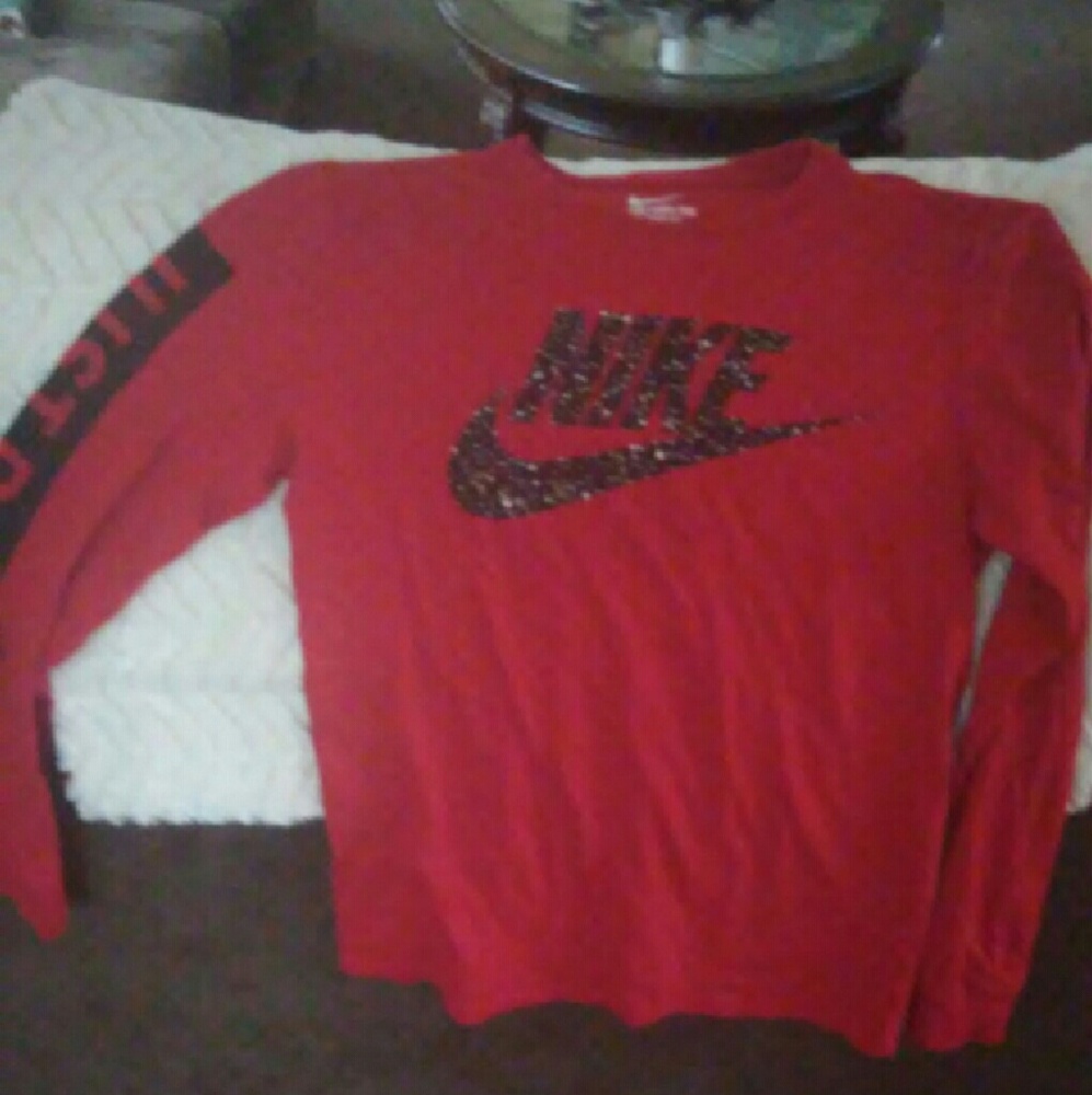 Nike long sleeve