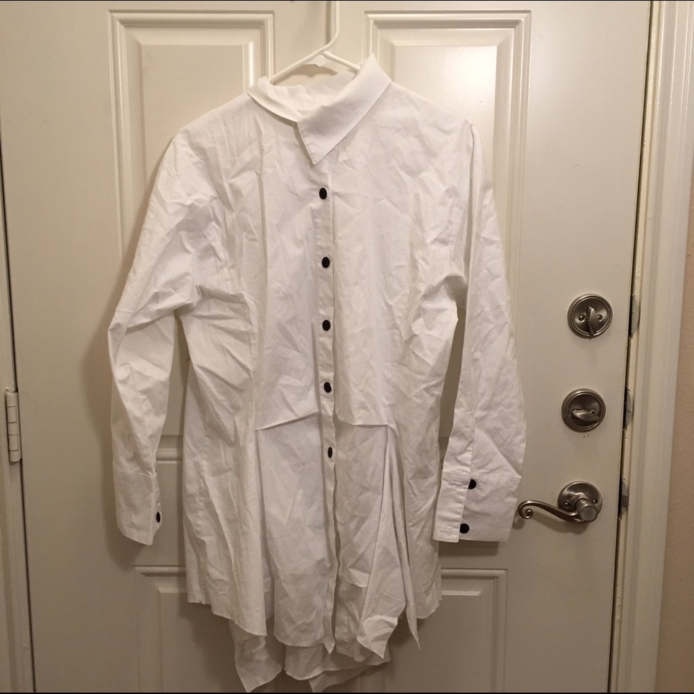 White button up tunic