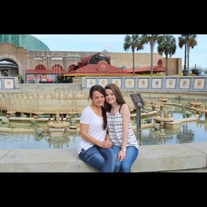 Meet your Posher, Alexa