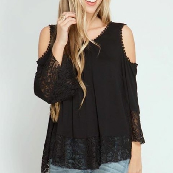 Tops - 🆕 Cold Shoulder w/ Lace Detail