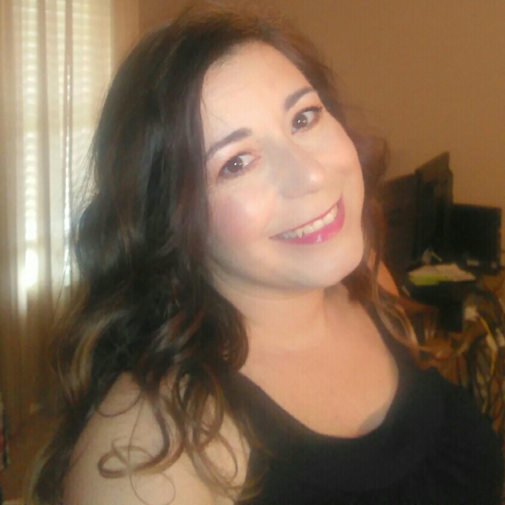 Meet your Posher, Lynna