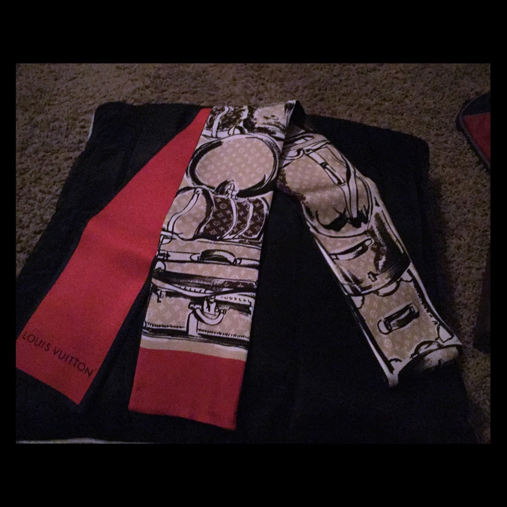 Louis Vuitton Trunks Bandeau.