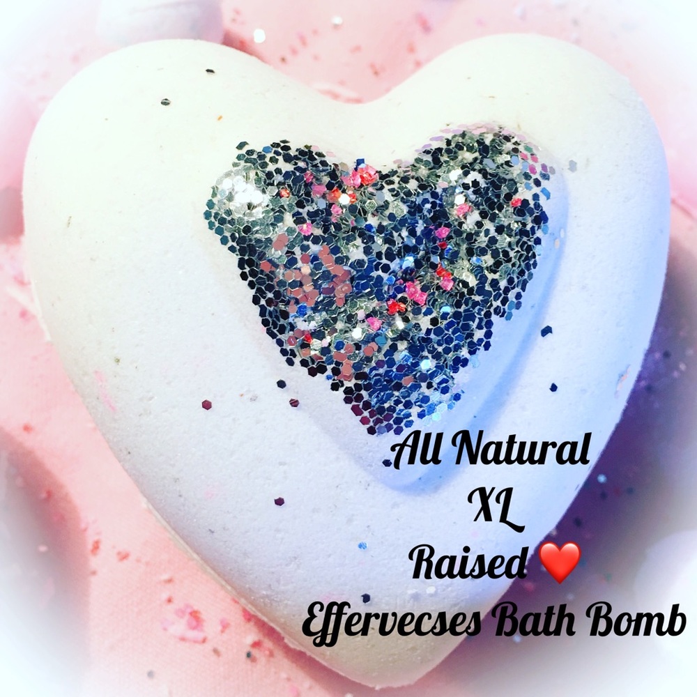 XL Raised Glitter Heart Bath Bomb