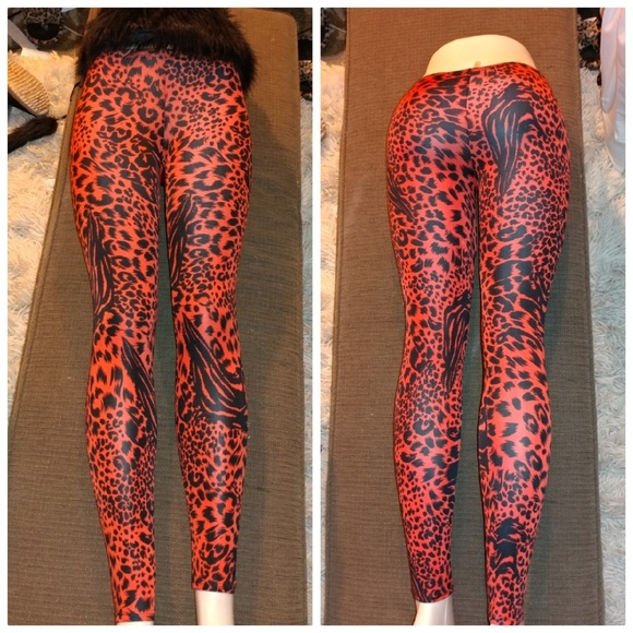 Wild animal print red leggings - Picture 1 of 4