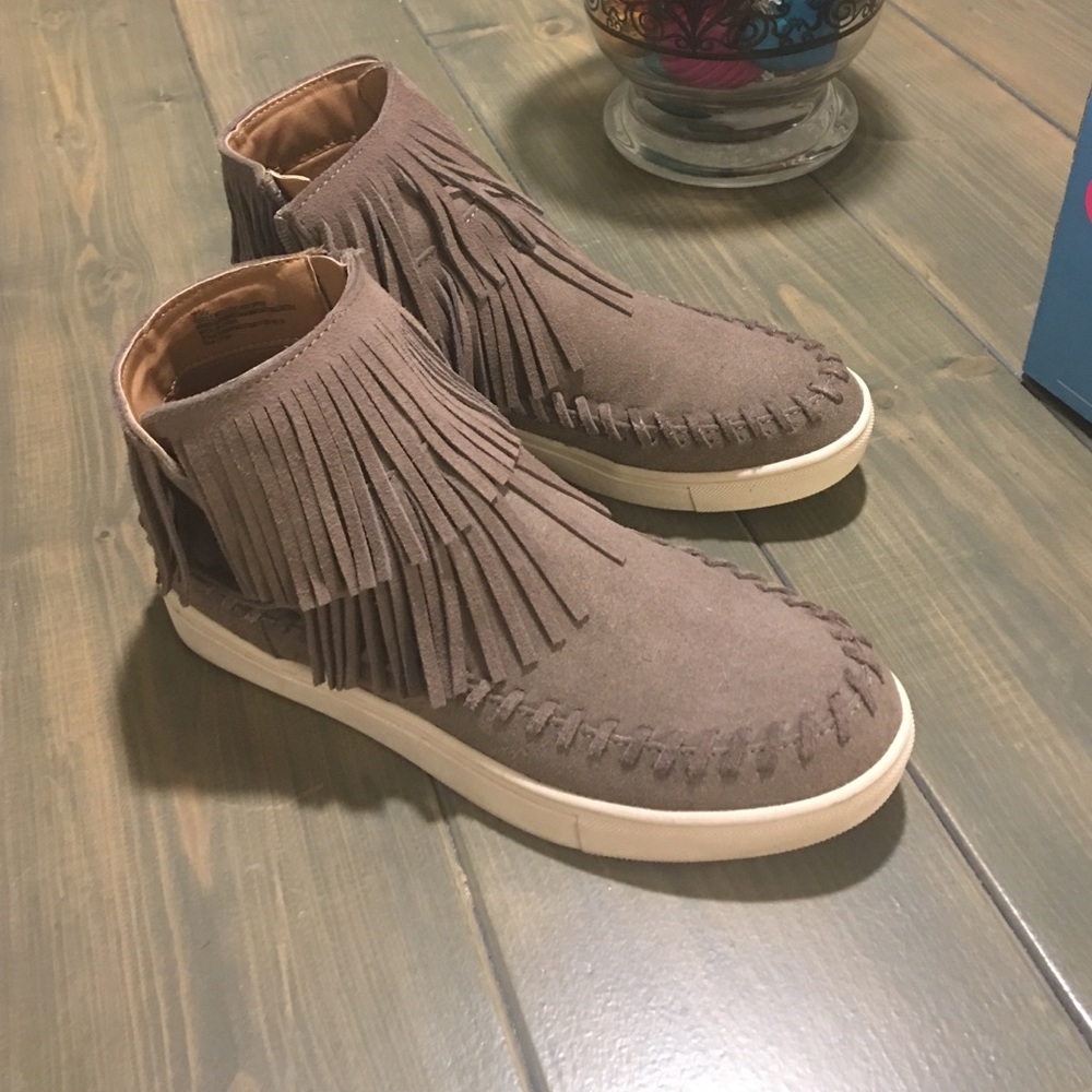 Fringe booties