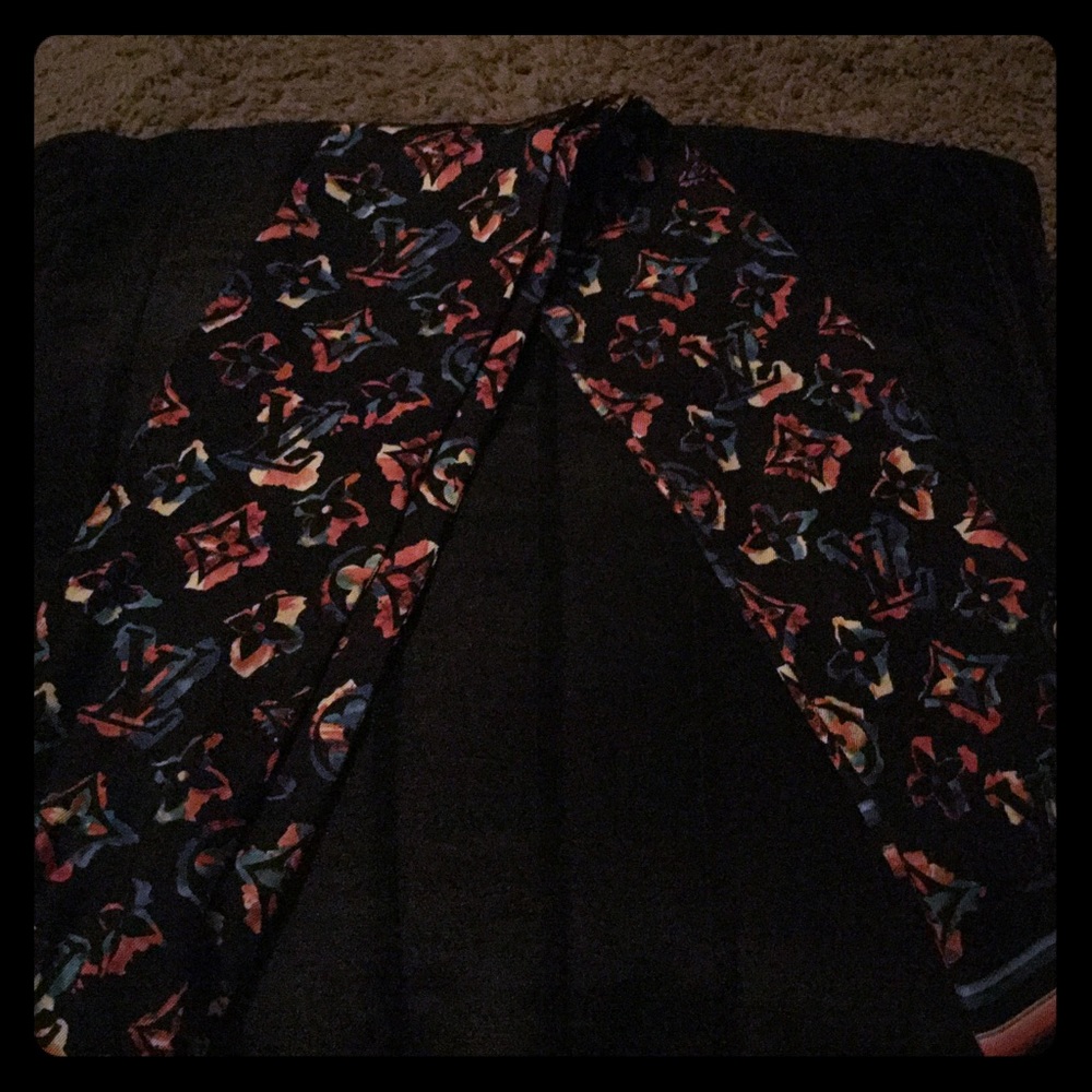 Louis Vuitton Rainbow Bandeau in Noir