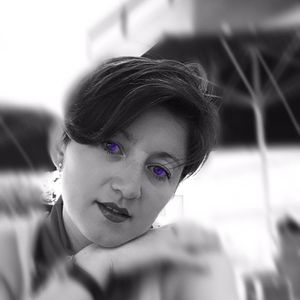 Meet your Posher, Corina