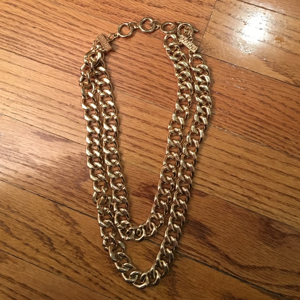 Formal necklace