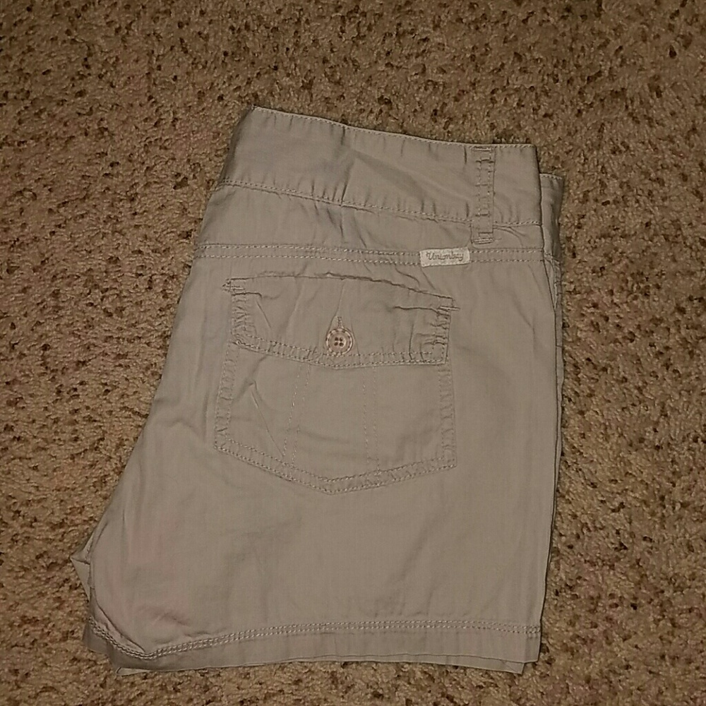 Junior's Union Bay shorts