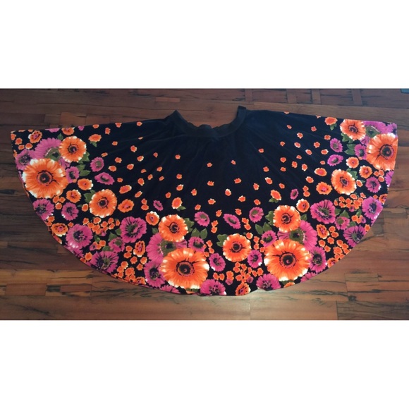 Vintage Free People Full Floral Velvet Skirt - Picture 2 of 4