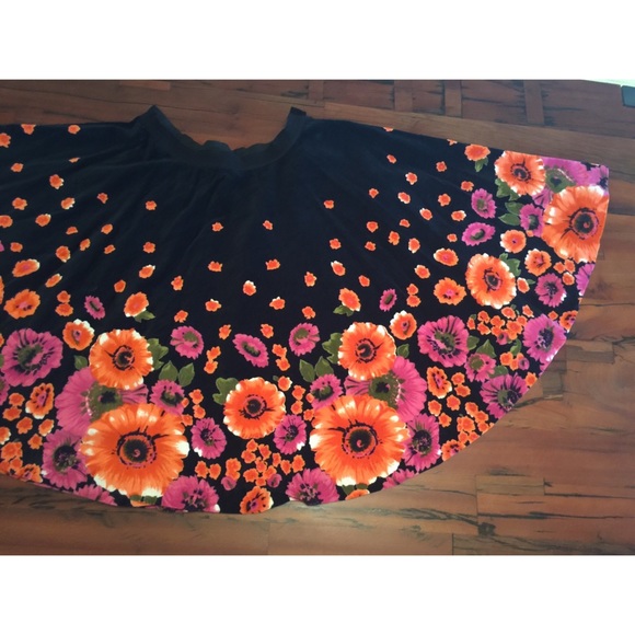 Vintage Free People Full Floral Velvet Skirt - Picture 4 of 4