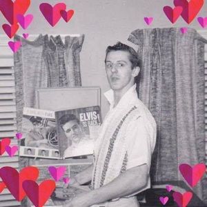 Meet your Posher, Amie