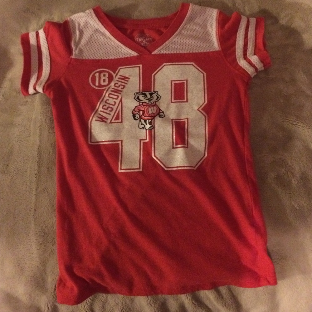 Wisconsin Badger tee.
