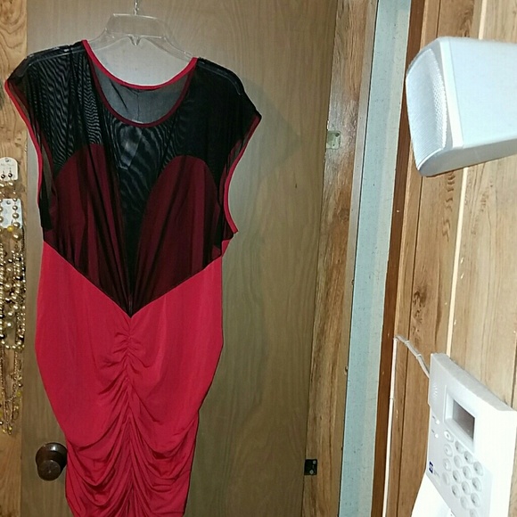 Dress - Picture 2 of 2