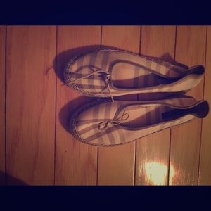 Burberry flats