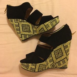 Sole Society Tribal Print Wedges