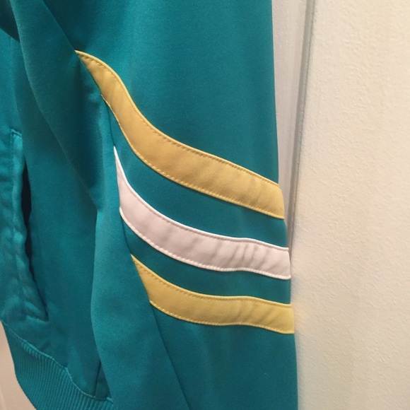 Adidas Zip Up - Picture 2 of 4