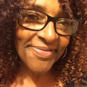 Meet your Posher, Janet