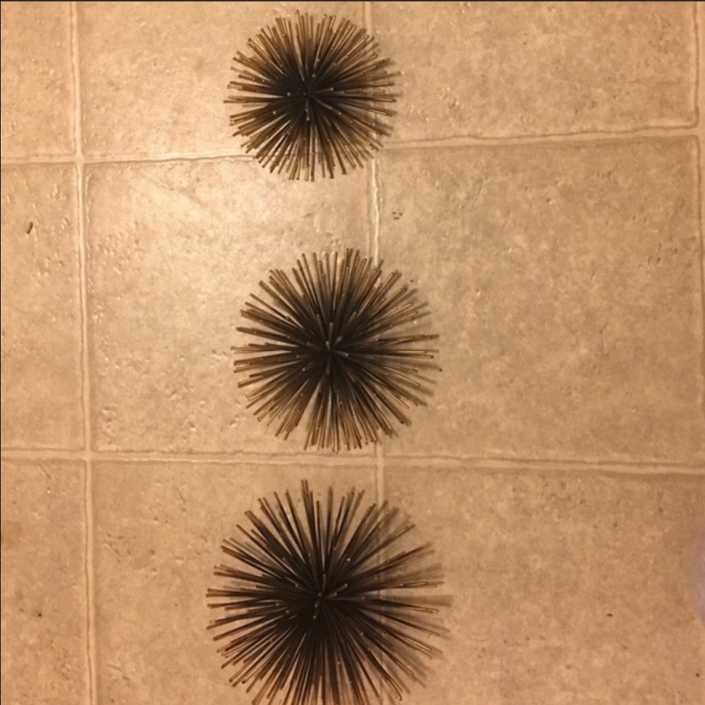 Black and gold ombre home decor