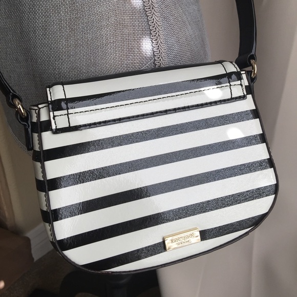 Brand new Kate Spade striped crossbody! - Picture 2 of 2