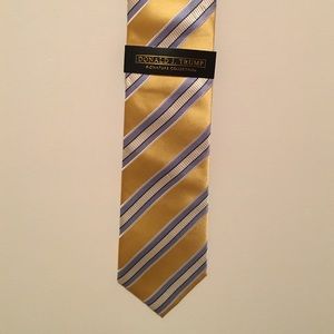 Donald J Trump tie