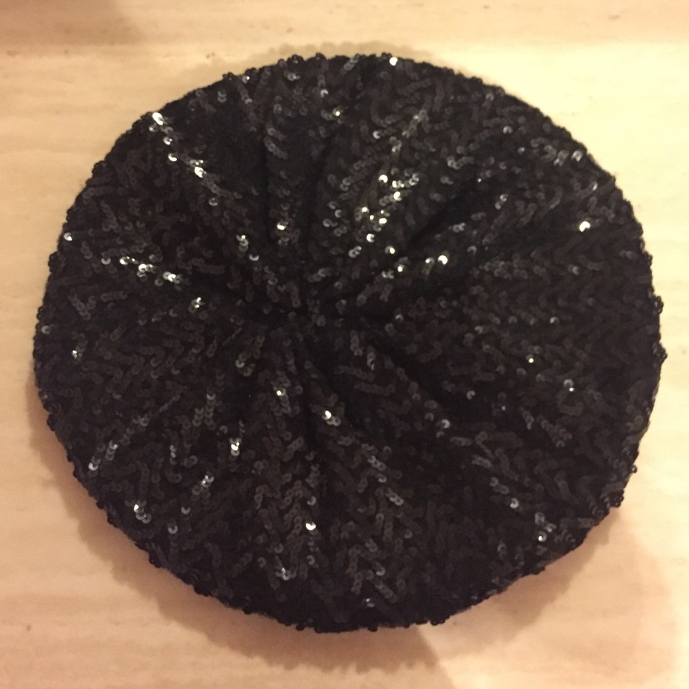 Black sequined beanie