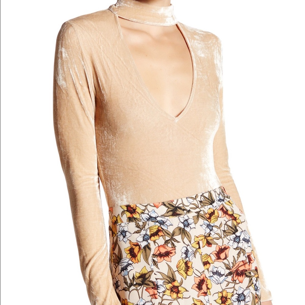 ONE DAY ONLY SALE Nude choker VNeck  Bodysuit